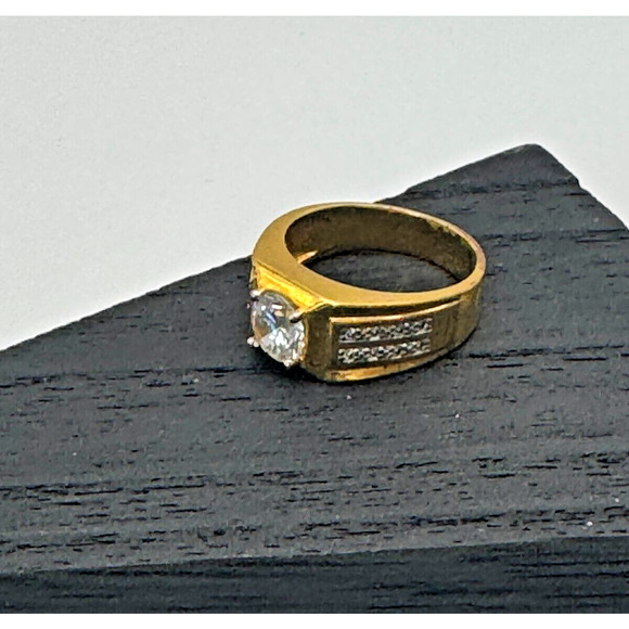 Vintage Signed SETA Gold Tone Clear Simulated Sparkling Gemstone Ring Size 11 - Picture 3 of 5